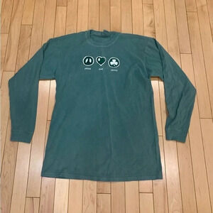 Celtics green long sleeve shirt 100% cotton sports basketball  | size medium